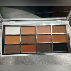 Lash Step Eyeshadow Palette - Matte About You